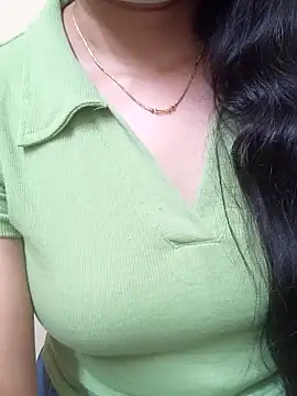 Snapshot of Meghanahyd chatting on 03-05-26, 01:07 Meghanahyd online show from 03-05-26, 01:07