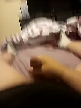 Snapshot of guy454518 chatting on 09-20-25, 01:01 guy454518 online show from 09-20-25, 01:01