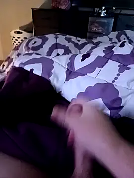 Snapshot of guy454518 chatting on 10-28-25, 02:09 guy454518 online show from 10-28-25, 02:09