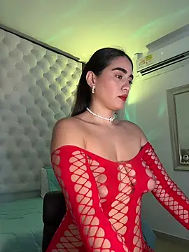 Snapshot of ZarahEvans chatting on 12-04-24, 07:45 ZarahEvans online show from 12-04-24, 07:45