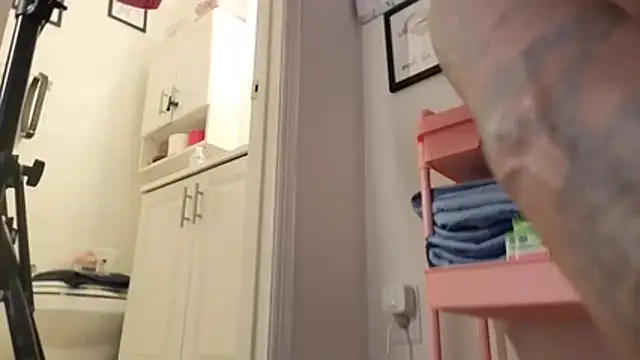 VixenCapri online show from 03-22-26, 06:22