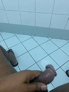 SLhotman online show from 03-13-25, 04:05