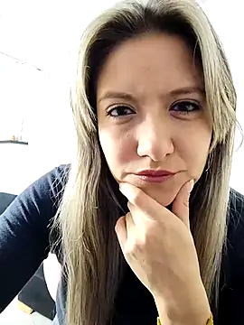 Snapshot of valeriahunter1 chatting on 02-06-26, 11:30 valeriahunter1 online show from 02-06-26, 11:30