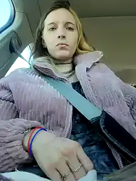 Snapshot of SmokeShow686 chatting on 03-01-25, 07:37 SmokeShow686 online show from 03-01-25, 07:37