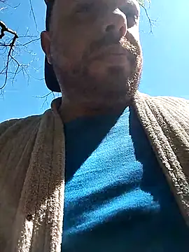 Snapshot of OFICINA_Simas-Turbo chatting on 09-24-25, 01:47 OFICINA Simas-Turbo online show from 09-24-25, 01:47