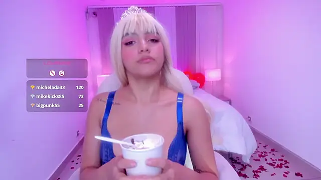 anahi curlie1 online show from 02-15-25, 08:00