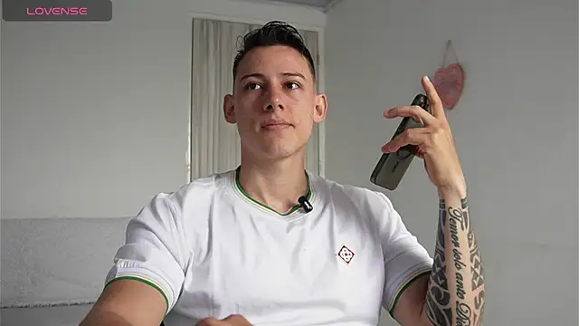 Muscle King Cum online show from 04-15-26, 02:02