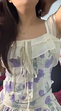 Snapshot of Hoanami chatting on 03-08-25, 10:32 Hoanami online show from 03-08-25, 10:32