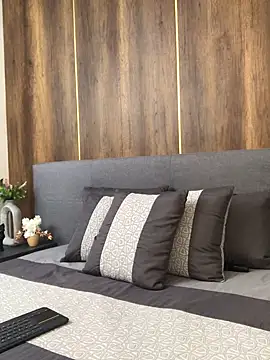 JuanaSimons online show from 02-05-25, 11:06