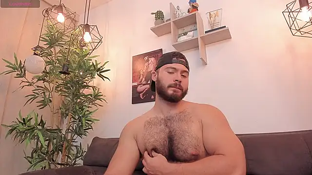 Snapshot of SebastianVilla_ chatting on 11-23-25, 12:10 SebastianVilla online show from 11-23-25, 12:10