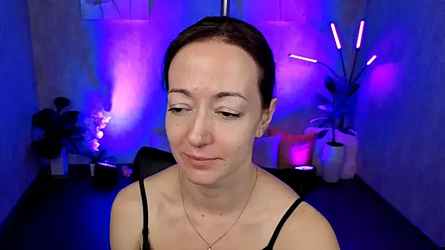 kimberlyray777 online show from 02-18-25, 04:59