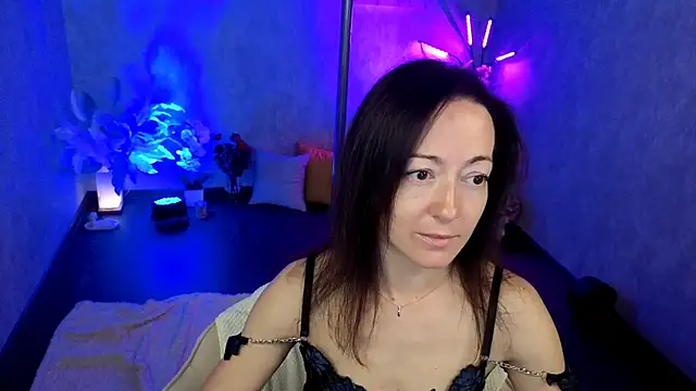 Snapshot of kimberlyray777 chatting on 06-10-26, 06:56 kimberlyray777 online show from 06-10-26, 06:56