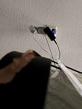 Snapshot of parejamlga58 chatting on 11-10-25, 03:00 parejamlga58 online show from 11-10-25, 03:00