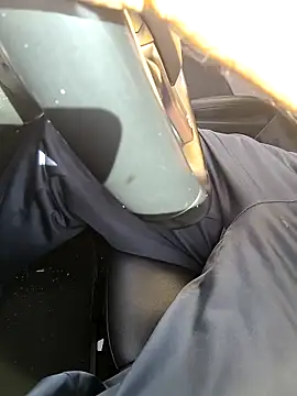 Snapshot of parejamlga58 chatting on 11-11-25, 09:53 parejamlga58 online show from 11-11-25, 09:53