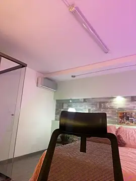 Snapshot of Emilia_Bakerr chatting on 12-29-24, 09:30 Emilia Bakerr online show from 12-29-24, 09:30