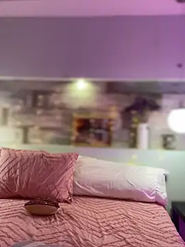 Snapshot of Emilia_Bakerr chatting on 01-10-25, 09:20 Emilia Bakerr online show from 01-10-25, 09:20