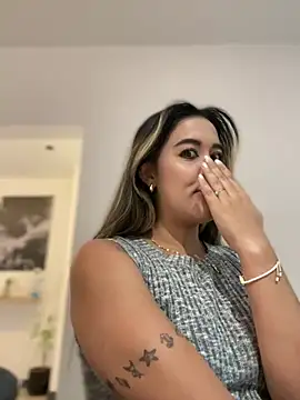 Snapshot of Emilia_Bakerr chatting on 01-23-25, 05:42 Emilia Bakerr online show from 01-23-25, 05:42