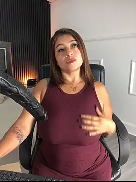 MrsFoucher online show from 04-11-26, 11:36