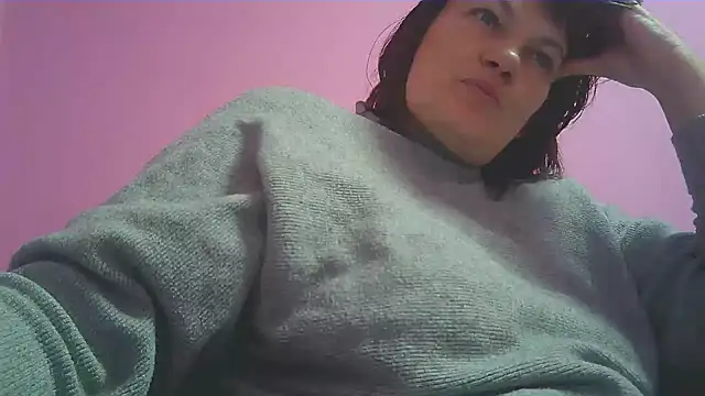 Snapshot of Lucinka1 chatting on 12-01-24, 04:29 Lucinka1 online show from 12-01-24, 04:29