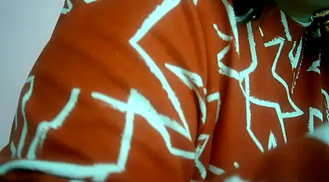 Snapshot of Lucinka1 chatting on 12-27-24, 03:48 Lucinka1 online show from 12-27-24, 03:48