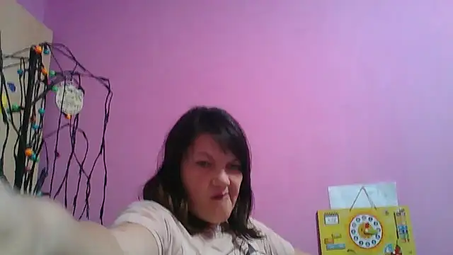 Snapshot of Lucinka1 chatting on 03-13-25, 06:23 Lucinka1 online show from 03-13-25, 06:23