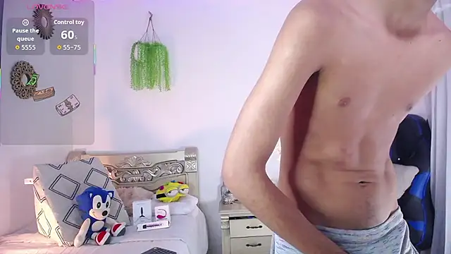 huge armound online show from 01-12-26, 11:10