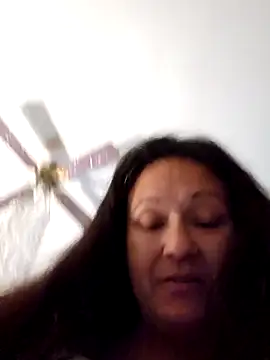 Snapshot of sweetkitty111 chatting on 12-04-24, 08:18 sweetkitty111 online show from 12-04-24, 08:18