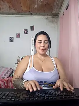 mariana mari online show from 03-10-25, 03:20