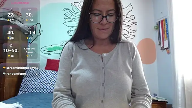 lupita84 online show from 09-23-25, 06:44