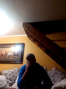 Snapshot of TrainedFinder5 chatting on 10-09-25, 03:26 TrainedFinder5 online show from 10-09-25, 03:26