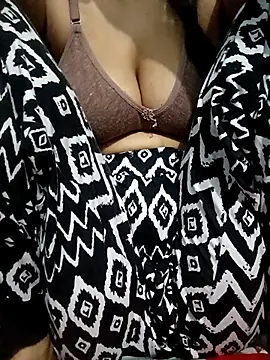 Snapshot of jenny4you chatting on 03-21-25, 05:11 jenny4you online show from 03-21-25, 05:11