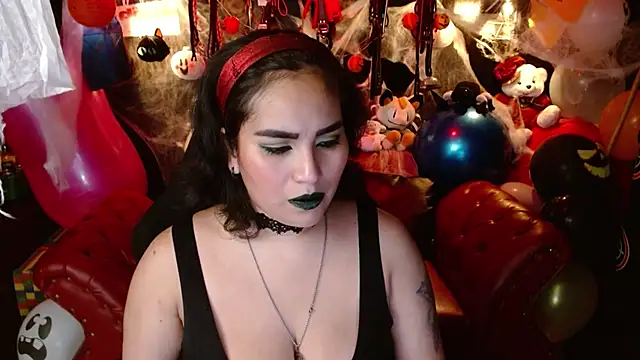 kureiji hentaii online show from 10-21-25, 10:21