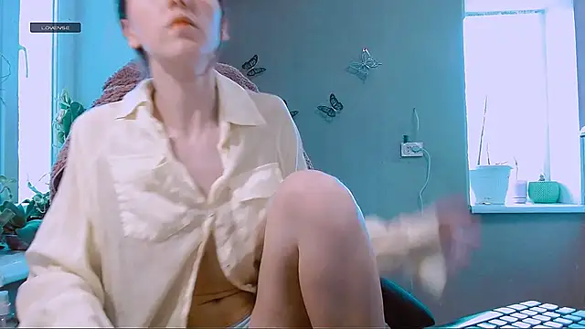 RosaJil online show from 04-19-26, 01:43