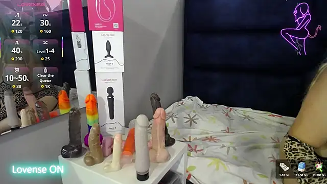 Natasha 699 online show from 10-27-25, 10:03