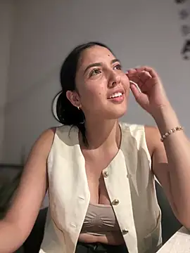 MarianaBenz online show from 02-17-25, 08:26