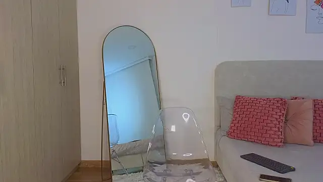 KristennBlue online show from 02-21-26, 04:52