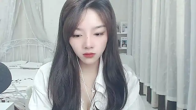 Jenny-Z online show from 05-05-26, 01:46