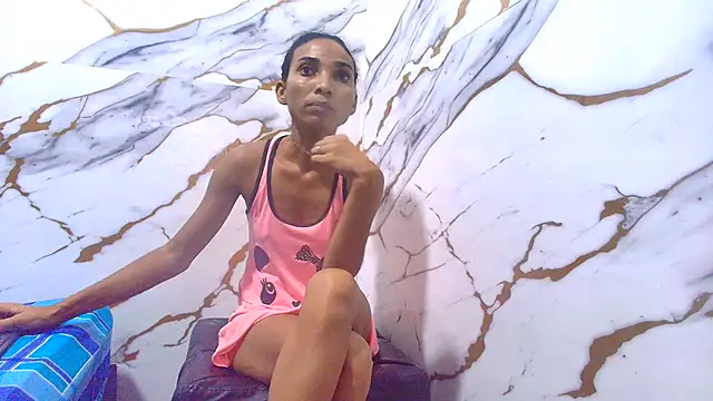 Snapshot of luciana_daza chatting on 06-23-26, 09:35 luciana daza online show from 06-23-26, 09:35
