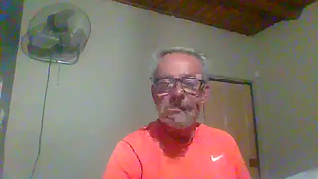 tuggy59 online show from 10-11-25, 04:44