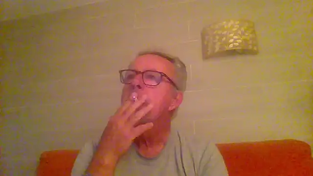 tuggy59 online show from 04-12-26, 05:45