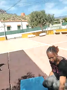 Jeniffer Jarvis online show from 02-09-25, 01:03