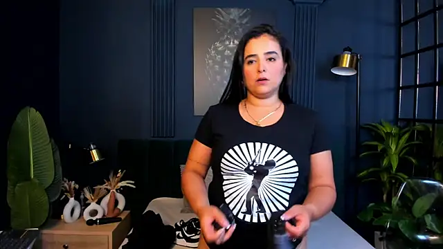 taylor bennet online show from 02-05-25, 06:26