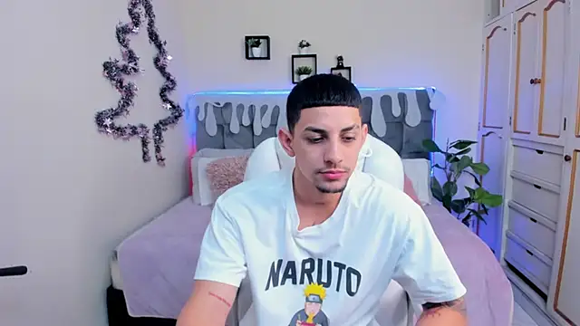 Alex cute77 online show from 12-06-24, 12:16