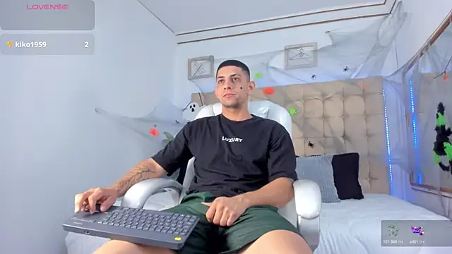 Alex cute77 online show from 10-16-25, 12:39