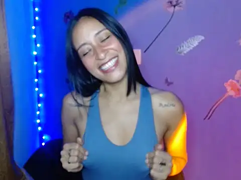 Michelle-Smith- online show from 11-11-25, 04:01