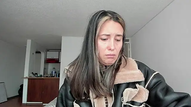 Snapshot of zoe_jeane_beker chatting on 03-04-26, 10:16 zoe jeane beker online show from 03-04-26, 10:16