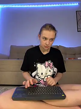 freiiaflower online show from 02-21-25, 04:07