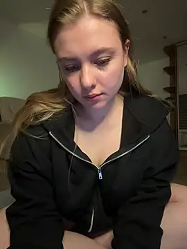 freiiaflower online show from 04-15-26, 06:26