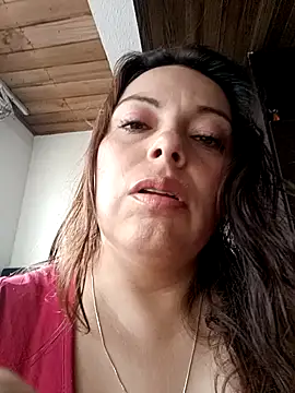 Snapshot of seherlatin chatting on 02-01-25, 07:55 seherlatin online show from 02-01-25, 07:55