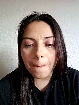 Snapshot of seherlatin chatting on 02-18-25, 10:03 seherlatin online show from 02-18-25, 10:03